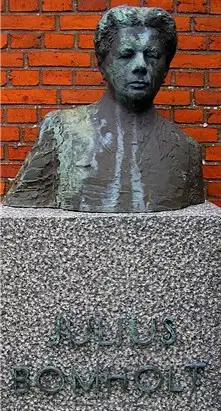 Knud Nellemoses buste af J. Bomholt